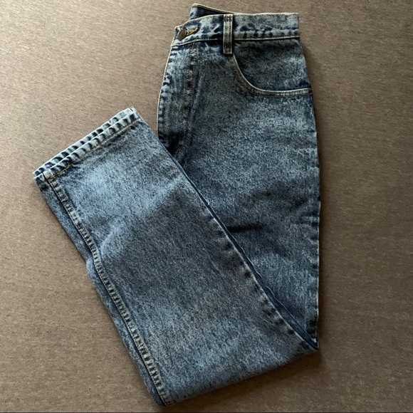 Fake Levi’s - Picture 1 of 4